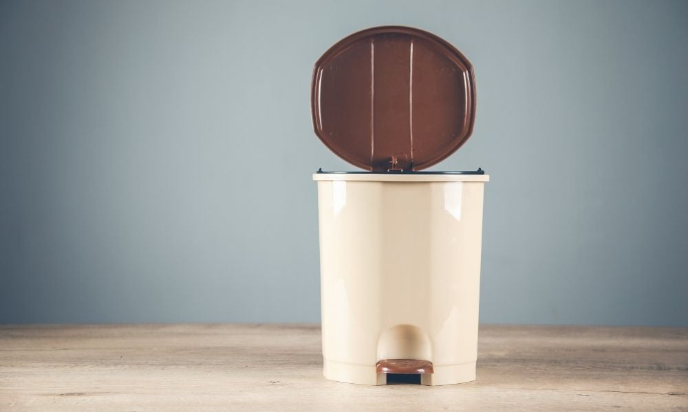 How Often Should You Replace Your Trash Cans?